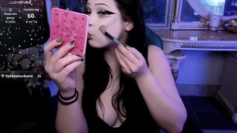 rouzfarrelll online show from 04.10.26