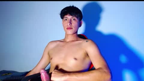 rowanboy23 online show from 12.05.25