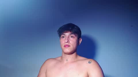 rowanboy23 online show from 04.21.26