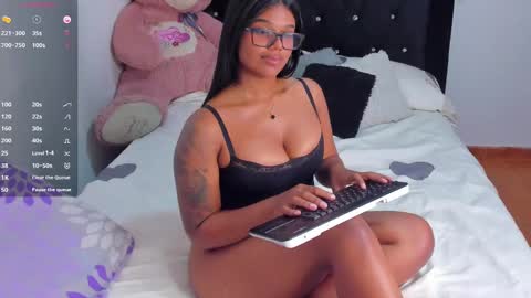 Snapshot of rox851528 chatting on 11.14.25 Rox online show from 11.14.25