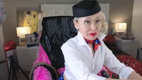 Roxalana online show from 04.17.26