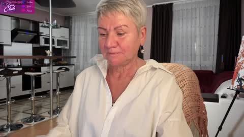 Roxana online show from 01.21.25