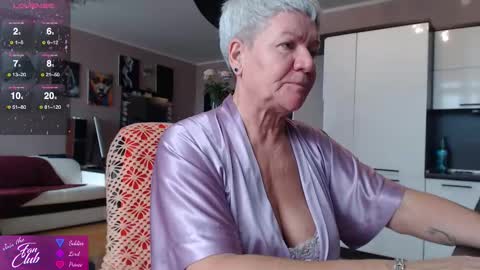 Roxana online show from 10.14.25