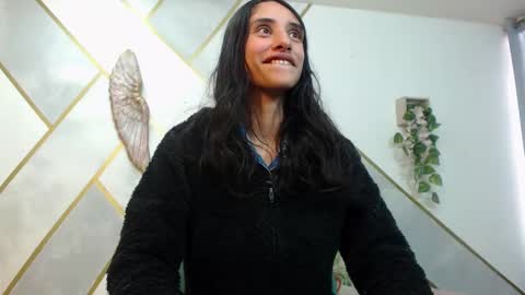   online show from 11.11.25