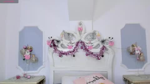 roxana_scott1 online show from 12.03.25