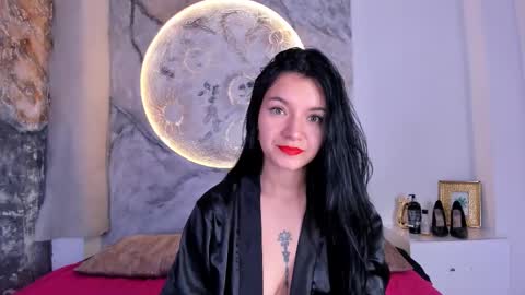 roxanaborns online show from 12.16.25