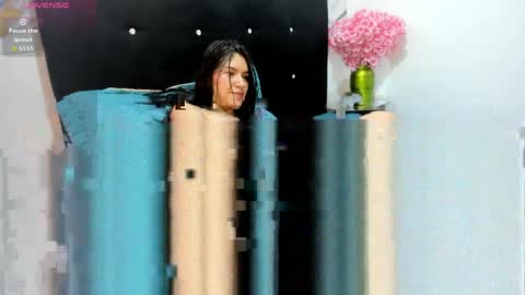 Snapshot of roxanaborns chatting on 05.11.26 roxanaborns online show from 05.11.26