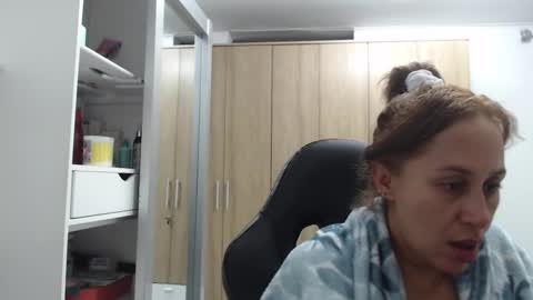 Snapshot of roxanalove7 chatting on 12.16.24 Roxana online show from 12.16.24