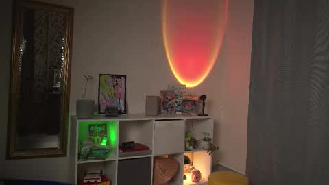 Roxy online show from 09.15.25