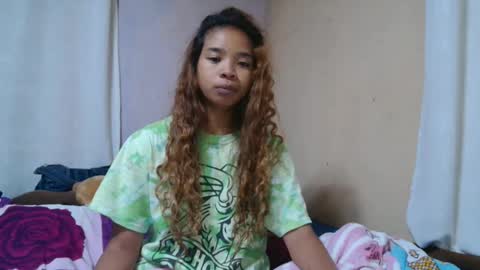 roxanne_98 online show from 10.10.25