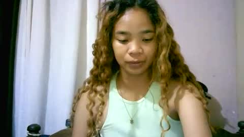 roxanne_98 online show from 10.26.25