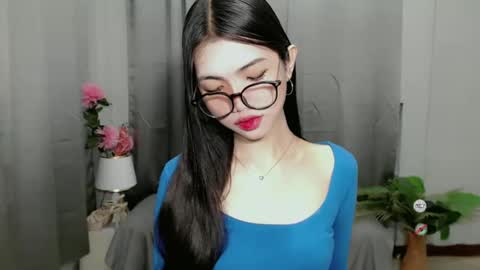 Roxie online show from 02.05.25