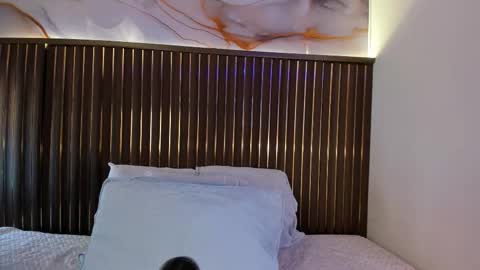 Roxie  online show from 02.19.26