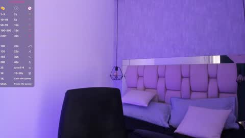 Snapshot of roxie_summers chatting on 02.03.25 Roxie online show from 02.03.25