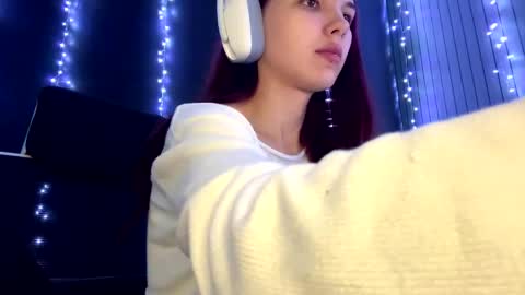 Snapshot of roxiepiurkowski chatting on 06.10.26 Hana online show from 06.10.26