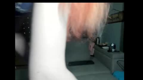 roxihazeleyes online show from 03.04.25