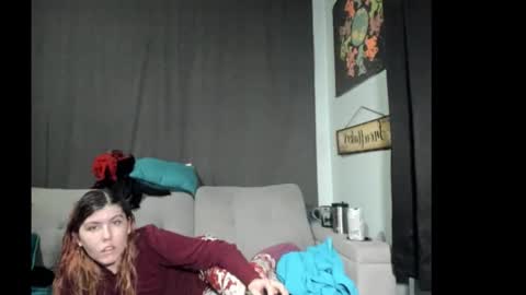 roxihazeleyes online show from 10.25.25