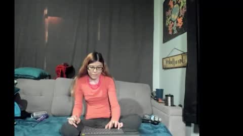 roxihazeleyes online show from 10.26.25