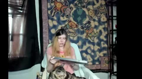 Snapshot of roxihazeleyes chatting on 06.13.26 roxihazeleyes online show from 06.13.26