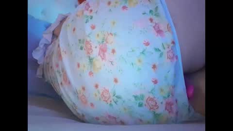 Snapshot of roxolanaa_sexy chatting on 01.12.25 ROXOLANAA SEXY online show from 01.12.25