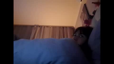 Snapshot of roxolanaa_sexy chatting on 01.24.25 ROXOLANAA SEXY online show from 01.24.25