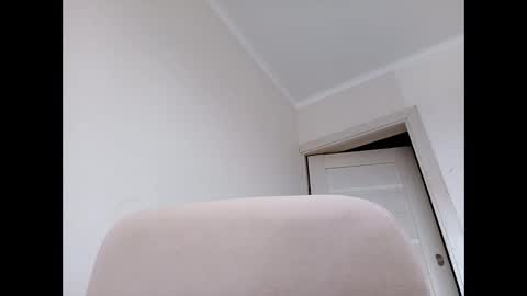 Snapshot of roxolanaa_sexy chatting on 03.01.25 ROXOLANAA SEXY online show from 03.01.25