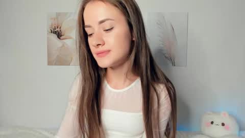 Snapshot of roxstart chatting on 11.13.25 Roxy online show from 11.13.25