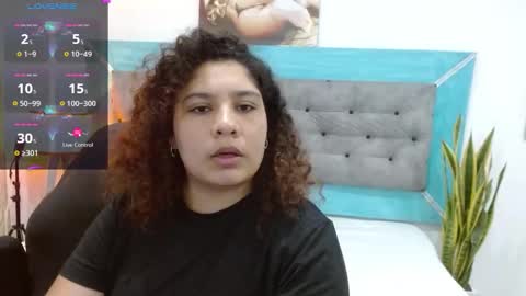 roxiie online show from 10.08.25