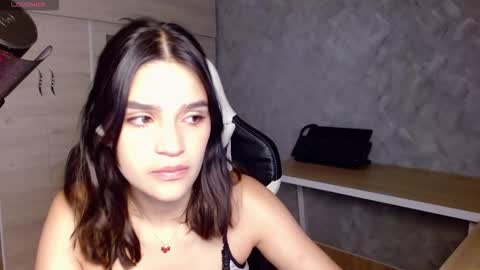 roxxi_2110 online show from 03.04.26