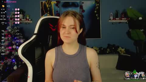 Roxy fiery online show from 12.14.25