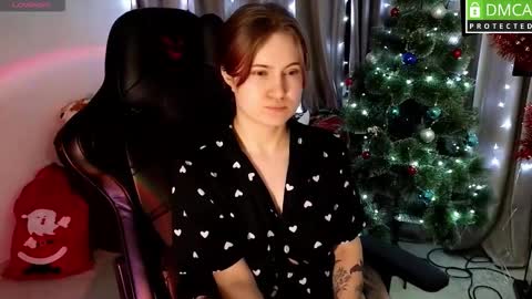 Roxy fiery online show from 12.20.25