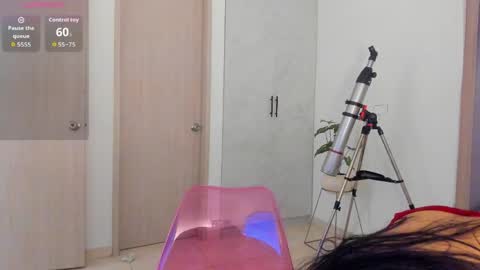 Snapshot of roxy_hell chatting on 04.28.26 Roxy hell online show from 04.28.26
