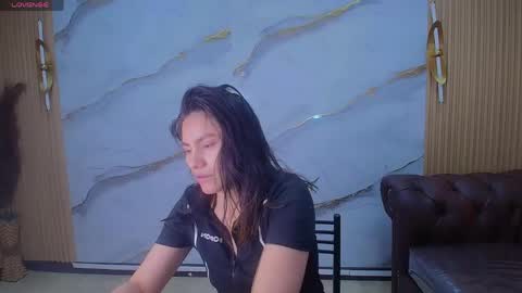 Roxy online show from 06.02.26