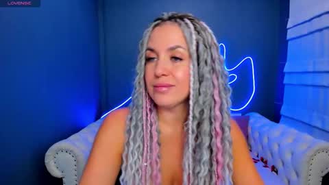 Roxy online show from 03.18.26