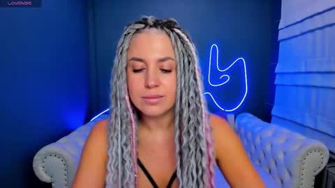 Roxy online show from 03.27.26