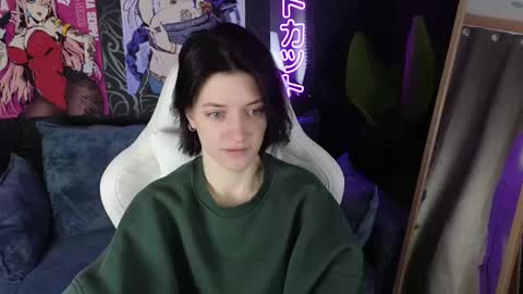 roxy_riot_ online show from 02.20.25