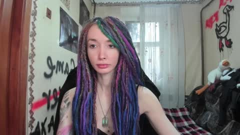 Snapshot of roxy_silver chatting on 01.23.25 Roxy online show from 01.23.25