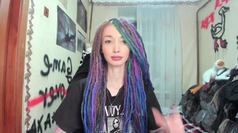Snapshot of roxy_silver chatting on 01.26.25 Roxy online show from 01.26.25