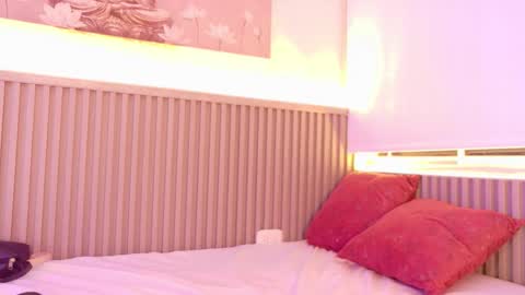 roxy_stone1 online show from 09.22.25