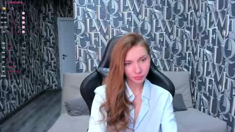 Snapshot of roxy_the_daedevill chatting on 12.18.24 roxy_the_daedevill online show from 12.18.24