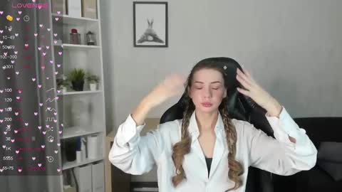 Snapshot of roxy_the_daedevill chatting on 01.23.25 roxy_the_daedevill online show from 01.23.25