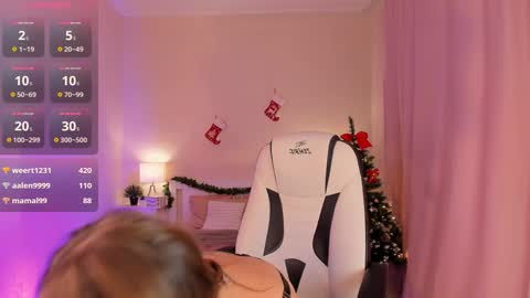 Roxy follow me online show from 12.26.24