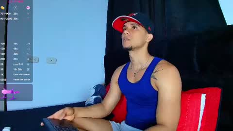 Snapshot of roy_barney chatting on 07.12.26 ANTONIO online show from 07.12.26