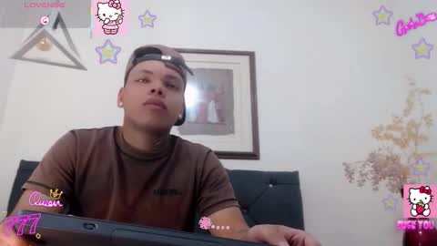 Snapshot of royal_xx chatting on 03.18.26 royal_xx online show from 03.18.26