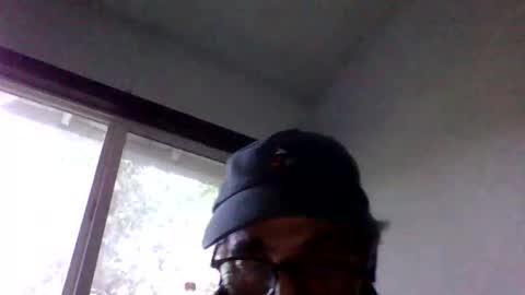 Snapshot of royboy2561 chatting on 05.18.26 Roy Murrin online show from 05.18.26