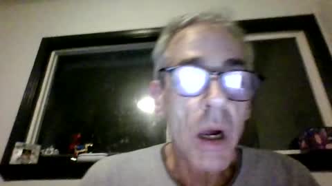 Snapshot of royboy2561 chatting on 05.28.26 Roy Murrin online show from 05.28.26