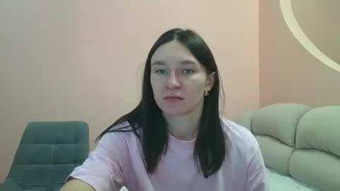 Snapshot of roza05x chatting on 10.20.25 Roza05x online show from 10.20.25