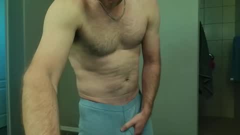 Snapshot of rshaw2891 chatting on 02.12.26 rshaw2891 online show from 02.12.26