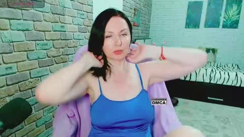 Snapshot of rtls chatting on 04.24.26 Natlya online show from 04.24.26
