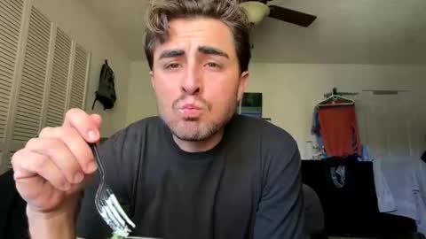 rubenzaragosa09 online show from 04.20.26